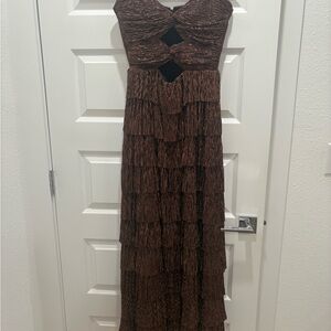 Gianni Bini Grace Metallic Plisse Sweetheart Neck Cut-Out Tiered Dress